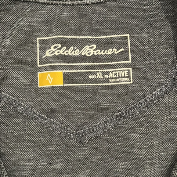 Eddie Bauer collared tshirt - Picture 3 of 4